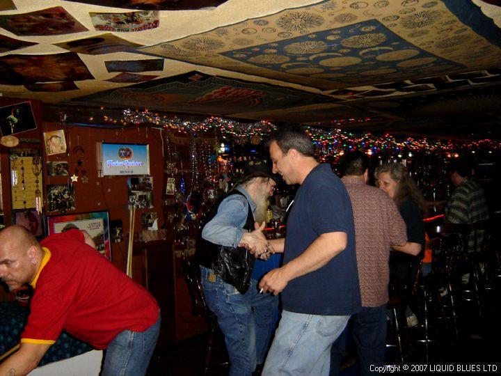 Mikes (55)